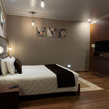 Misty Courtyard Resort Chinnakanal 외부 사진