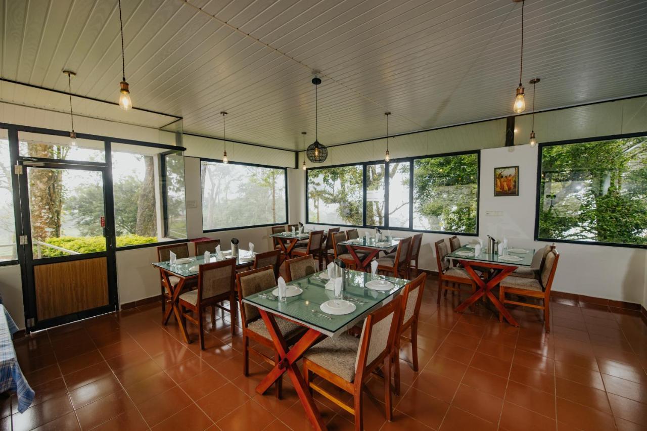 Misty Courtyard Resort Chinnakanal 외부 사진