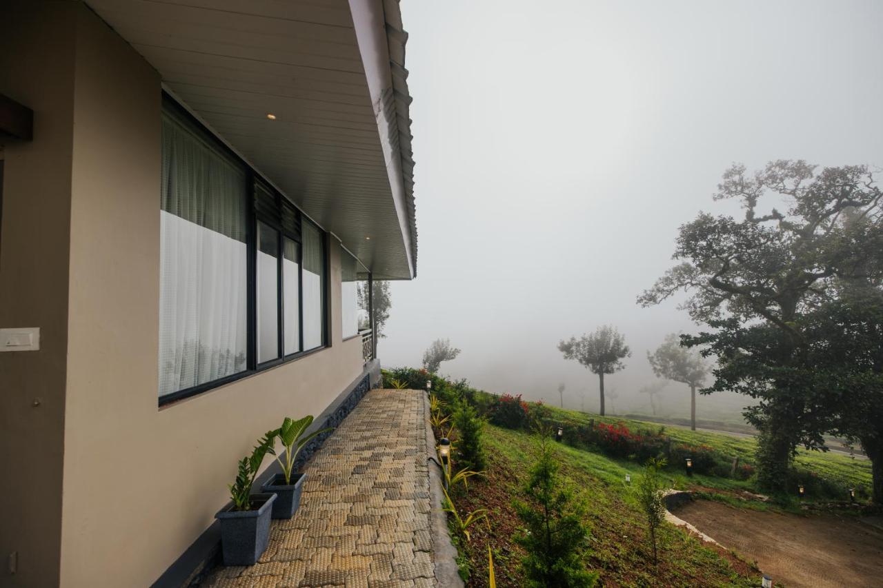 Misty Courtyard Resort Chinnakanal 외부 사진