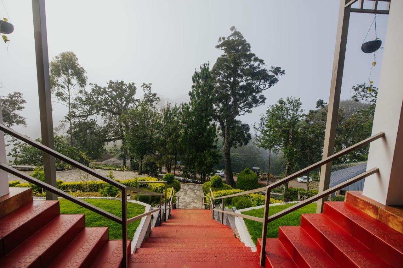 Misty Courtyard Resort Chinnakanal 외부 사진