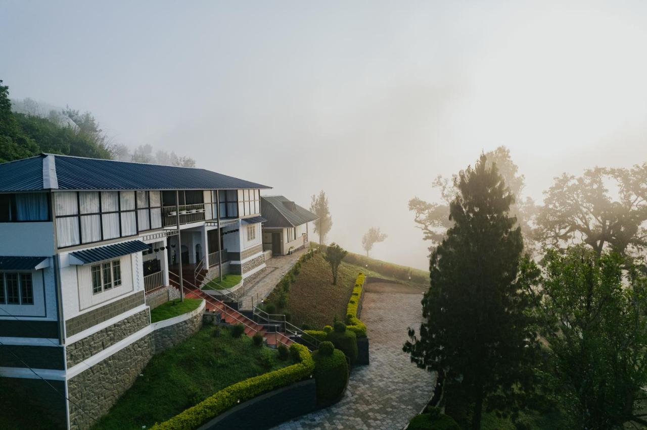 Misty Courtyard Resort Chinnakanal 외부 사진